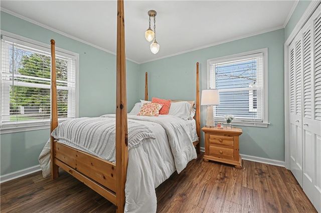 2404 W 76th Street, Prairie Village, KS 66208