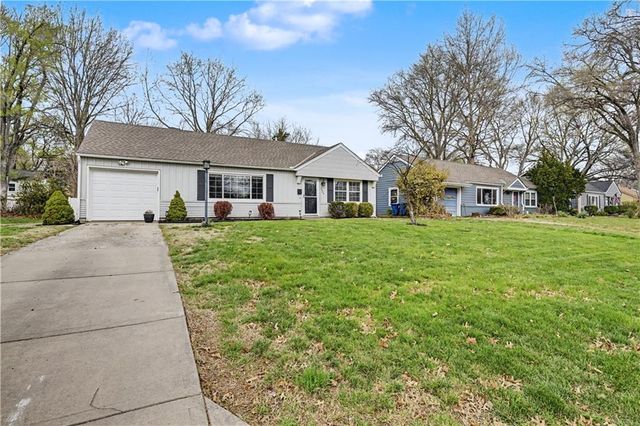 2404 W 76th Street, Prairie Village, KS 66208