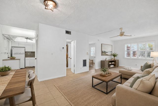 649 W Oakland Park Boulevard 105A, Oakland Park, FL 33311