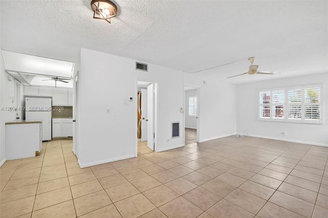 649 W Oakland Park Boulevard 105A, Oakland Park, FL 33311