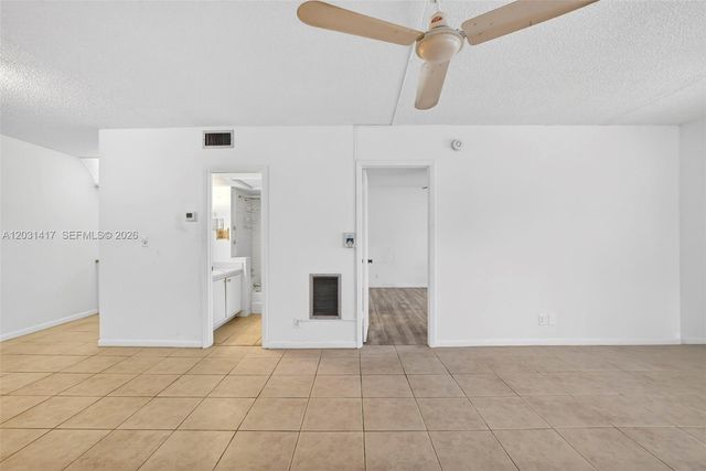 649 W Oakland Park Boulevard 105A, Oakland Park, FL 33311