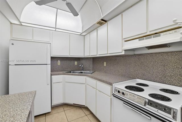649 W Oakland Park Boulevard 105A, Oakland Park, FL 33311