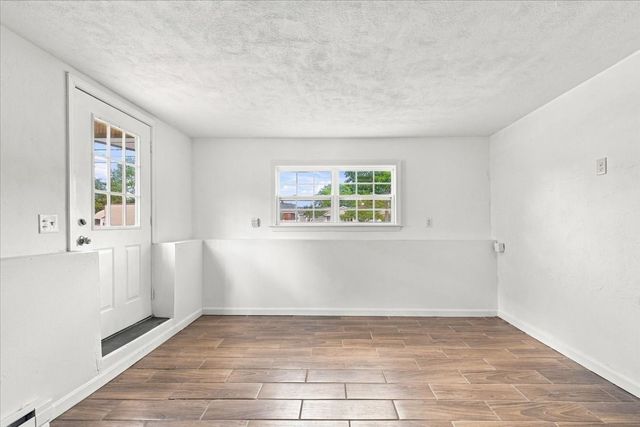 2040 Central St, Stoughton, MA 02072