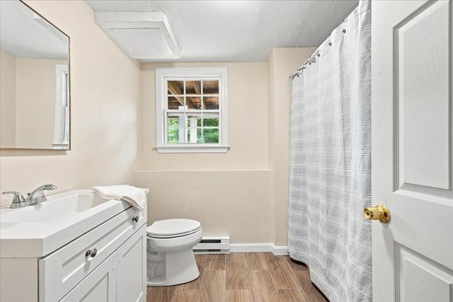 2040 Central St, Stoughton, MA 02072