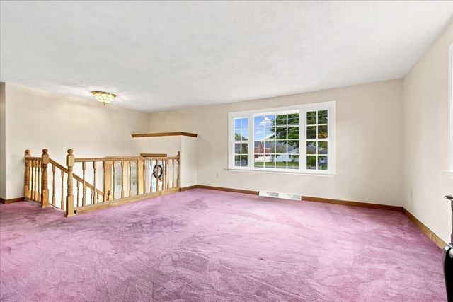 2040 Central St, Stoughton, MA 02072
