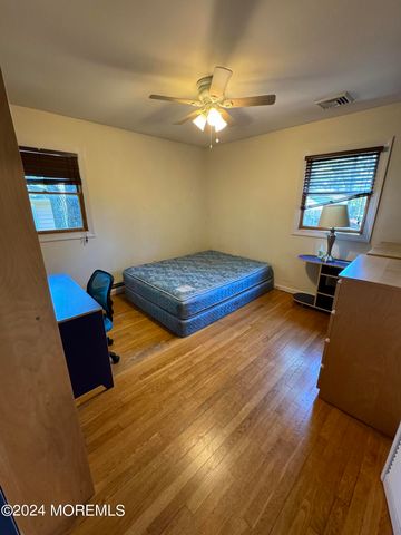 282 Lawrence Avenue, Oakhurst, NJ 07755