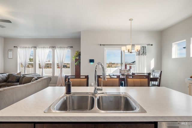 1765 Conner St, Twin Falls, ID 83301