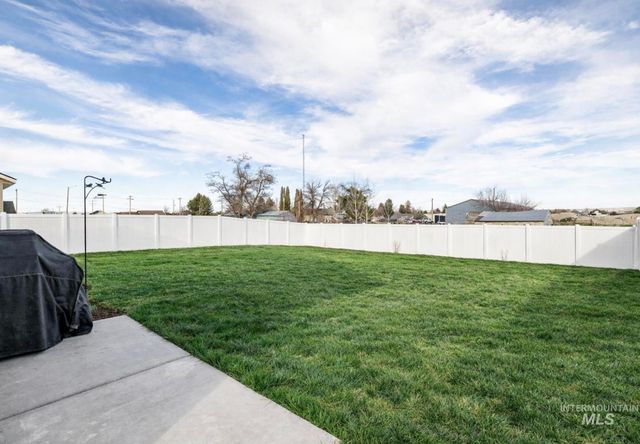 1765 Conner St, Twin Falls, ID 83301