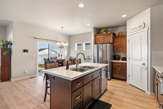 1765 Conner St, Twin Falls, ID 83301