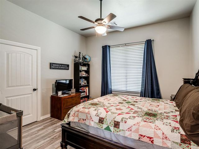 14215 SW 46th Court, Yukon, OK 73099