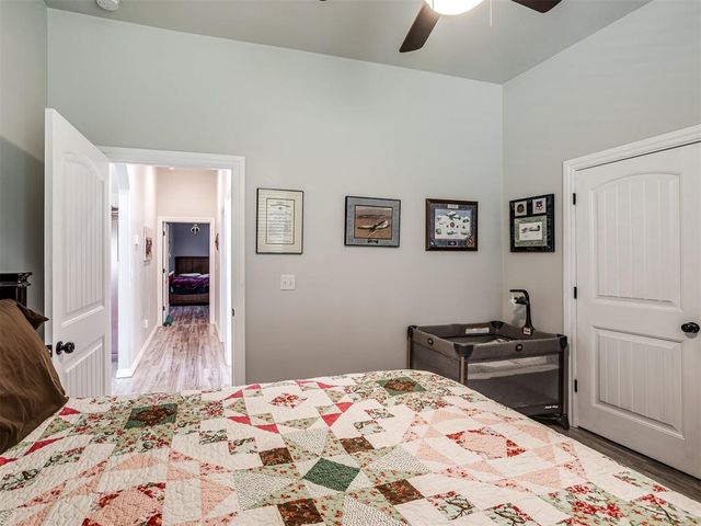 14215 SW 46th Court, Yukon, OK 73099