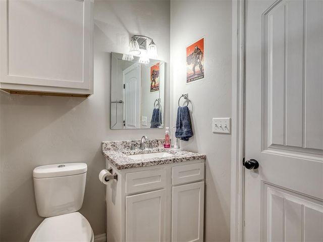 14215 SW 46th Court, Yukon, OK 73099