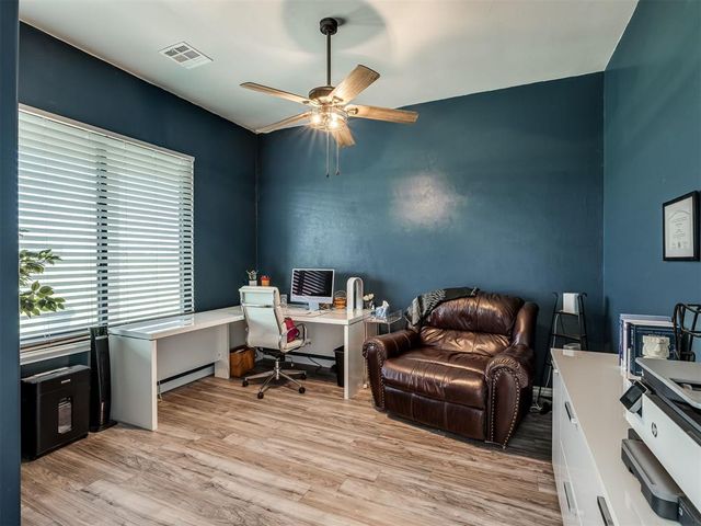 14215 SW 46th Court, Yukon, OK 73099