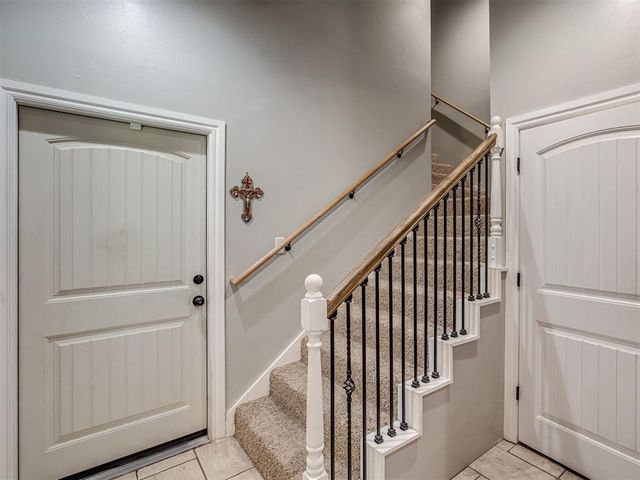 14215 SW 46th Court, Yukon, OK 73099