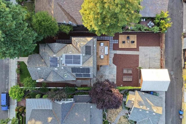 135 Johnson Avenue, Los Gatos, CA 95030