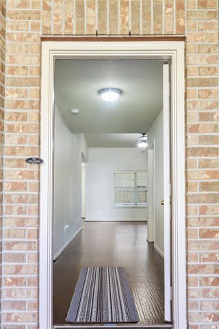 317 Falling Pine Drive, Conroe, TX 77304