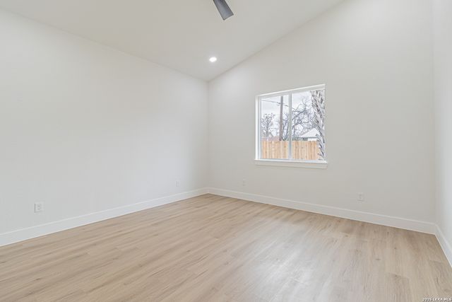 915 Saint James, San Antonio, TX 78202