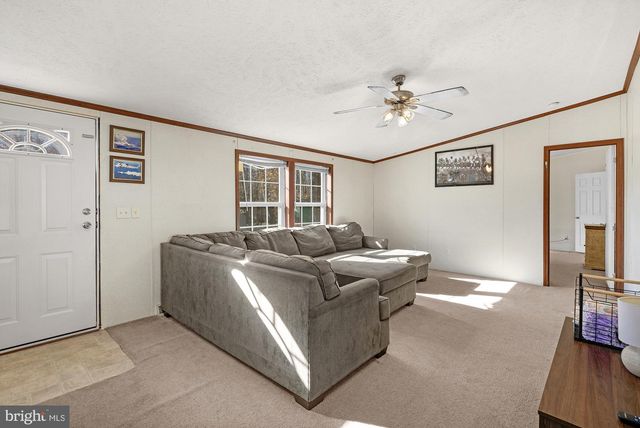 215 JAGUAR DR, Lothian, MD 20711