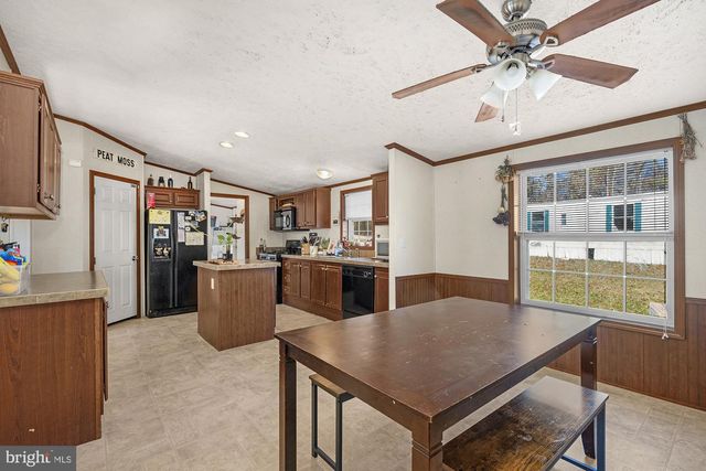 215 JAGUAR DR, Lothian, MD 20711