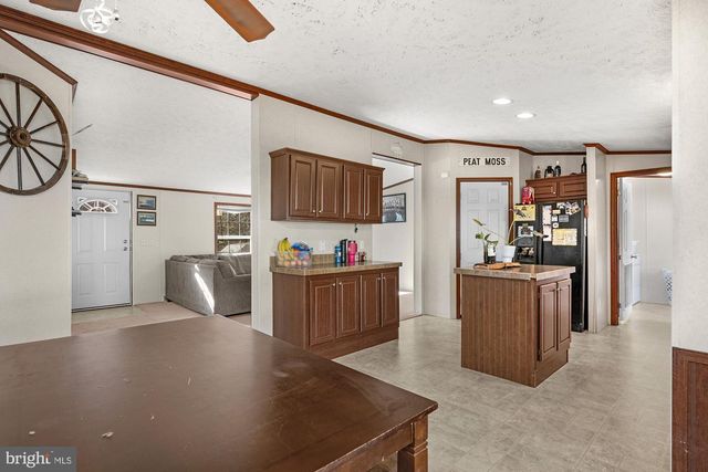 215 JAGUAR DR, Lothian, MD 20711