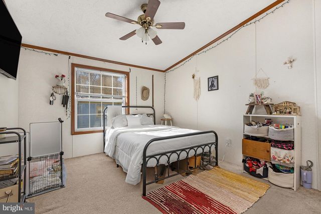 215 JAGUAR DR, Lothian, MD 20711