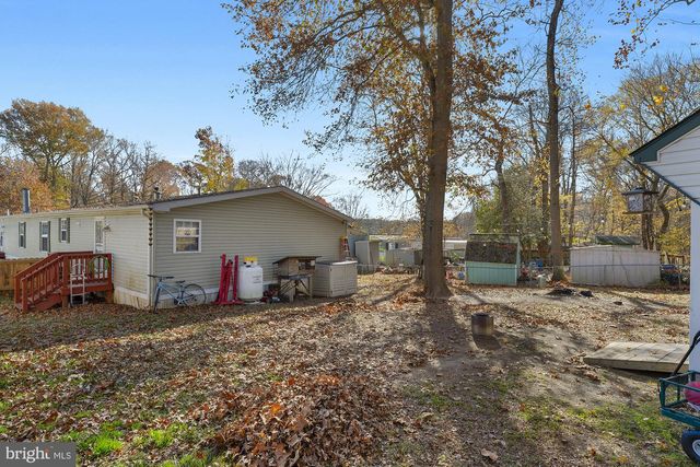 215 JAGUAR DR, Lothian, MD 20711