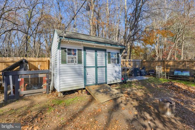 215 JAGUAR DR, Lothian, MD 20711