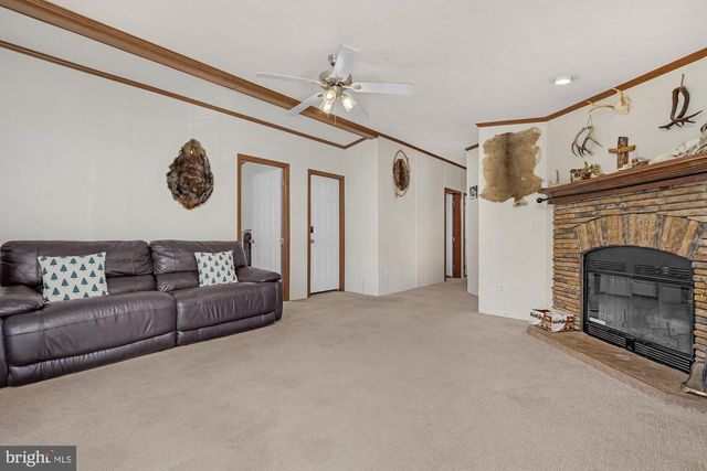 215 JAGUAR DR, Lothian, MD 20711