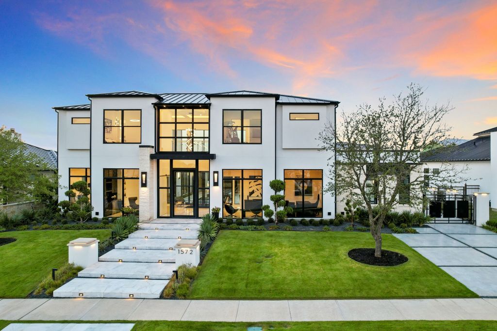 1572 Courtland Drive, Frisco, TX 75034