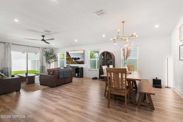 13559 HOLSINGER Boulevard, Jacksonville, FL 32256