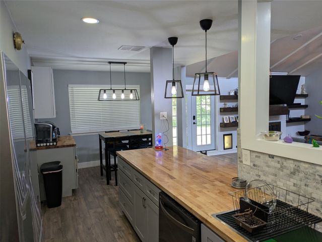 2507 Carriage Place, Arlington, TX 76014