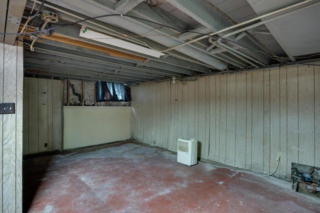 1315 W Court Street, Janesville, WI 53548