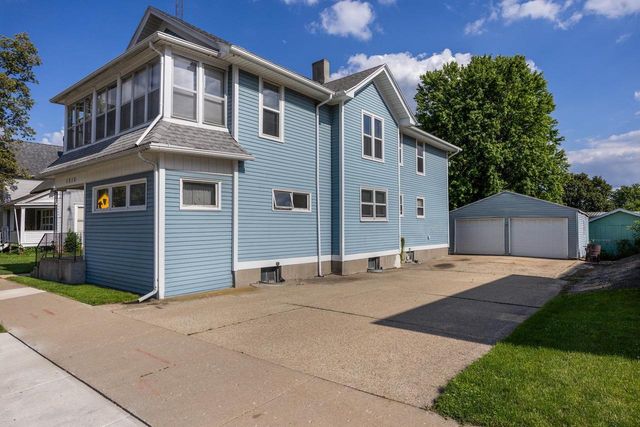 1315 W Court Street, Janesville, WI 53548