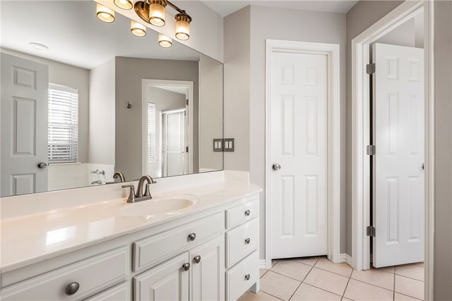 4107 W Worthington Drive, Rogers, AR 72758