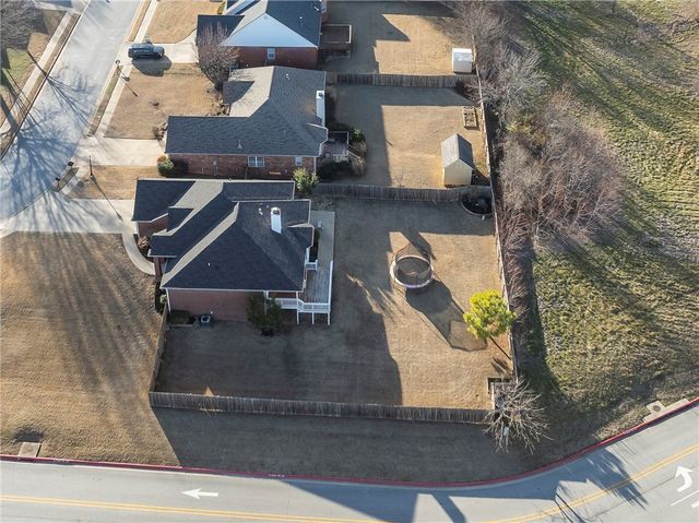 4107 W Worthington Drive, Rogers, AR 72758