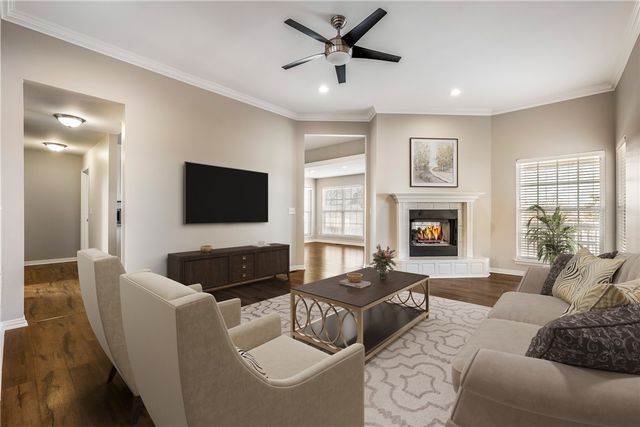 4107 W Worthington Drive, Rogers, AR 72758