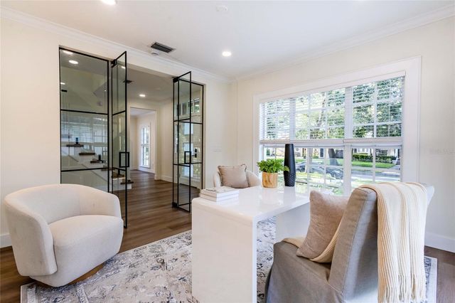 2802 W MORRISON AVENUE, Tampa, FL 33629