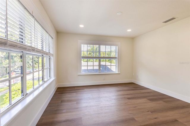 2802 W MORRISON AVENUE, Tampa, FL 33629