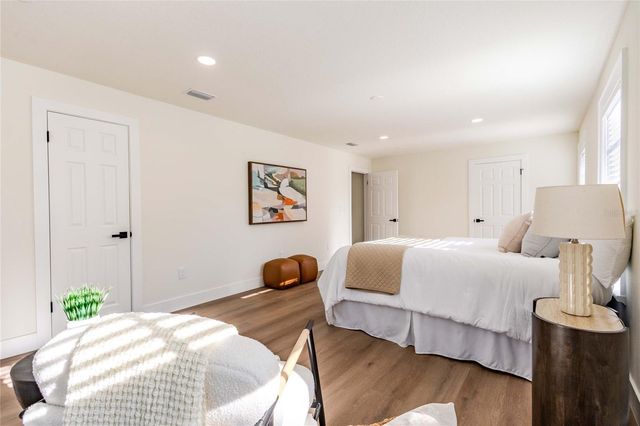2802 W MORRISON AVENUE, Tampa, FL 33629