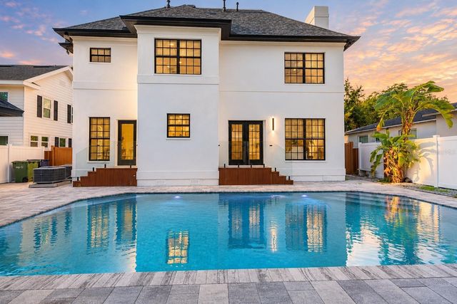 2802 W MORRISON AVENUE, Tampa, FL 33629