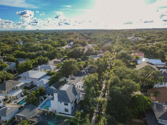 2802 W MORRISON AVENUE, Tampa, FL 33629