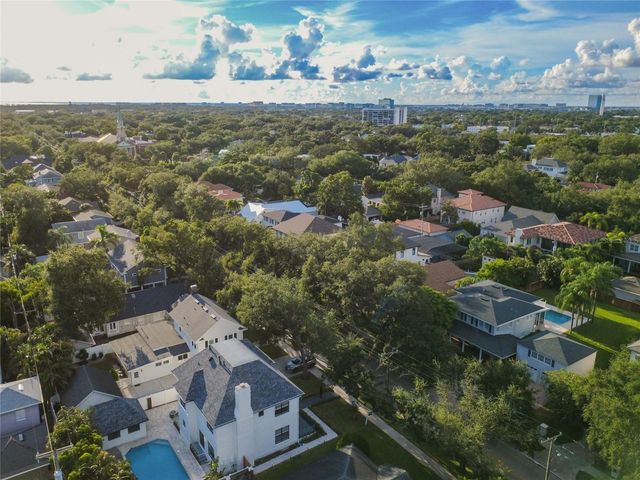2802 W MORRISON AVENUE, Tampa, FL 33629