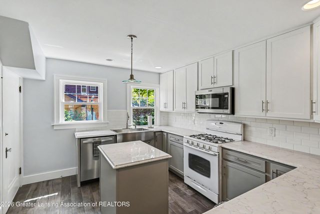 324 West Street, Lansing, MI 48915