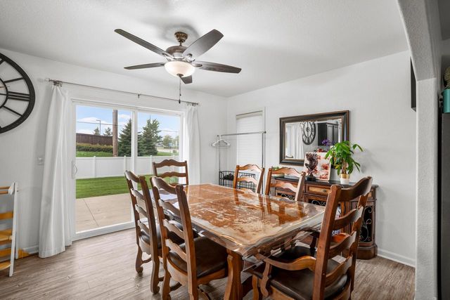 165 E Golden LANE, Oak Creek, WI 53154
