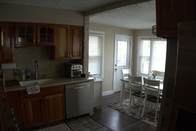 5620 43rd AVENUE, Kenosha, WI 53144