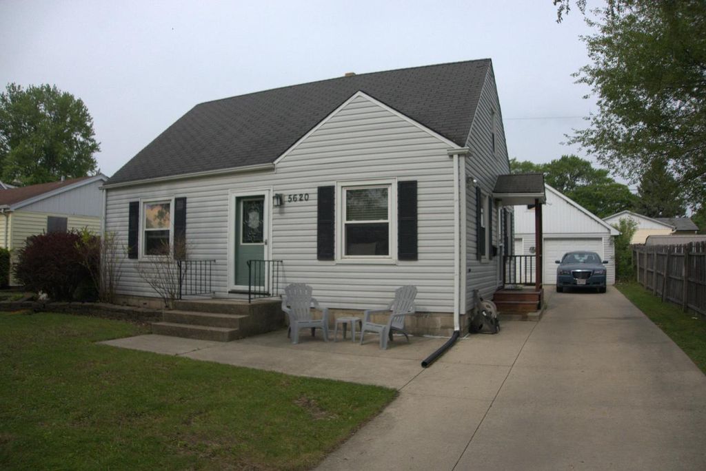 5620 43rd AVENUE, Kenosha, WI 53144