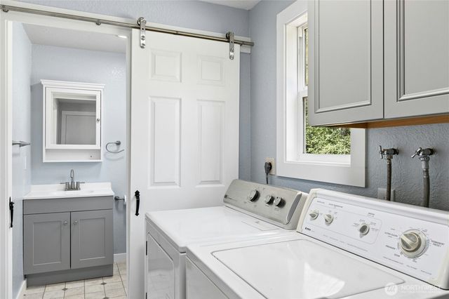 3671 Dundee Way, Oak Harbor, WA 98277