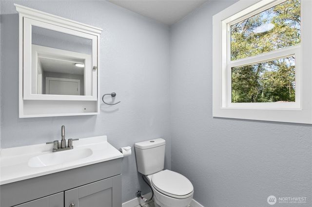 3671 Dundee Way, Oak Harbor, WA 98277