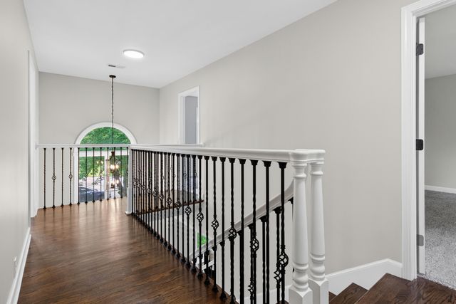 3807 Waxwing Court, Valparaiso, IN 46383