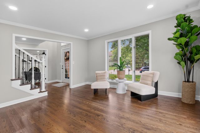 3807 Waxwing Court, Valparaiso, IN 46383